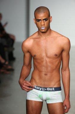 Oyun dışarı bahar 2015 iç çamaşırı koleksiyonu