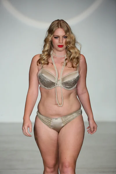 Finale Runway Show during Lingerie Fashion — Stock Photo, Image