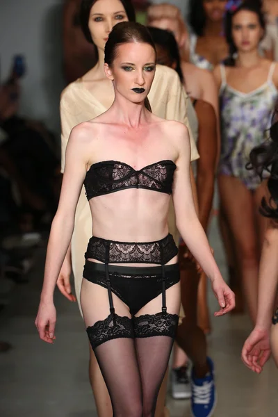 Finale Runway Show during Lingerie Fashion week — Stock Photo, Image