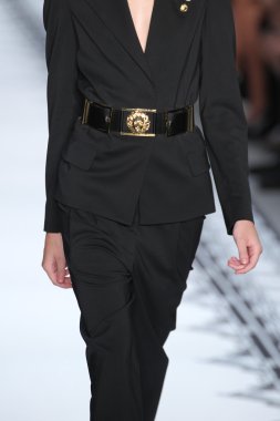 Versace 'ye Karşı 2015 Bahar Koleksiyonu