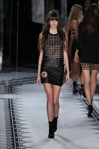 Colección Versus Versace Primavera 2015 — Foto de Stock