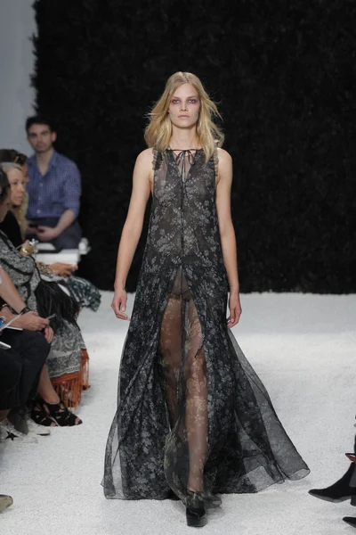 Vera Wang Collezione sfilata di moda — Foto Stock