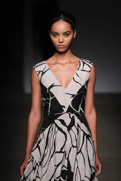 Tracy Reese under Mercedes-Benz Fashion Week — Stockfoto