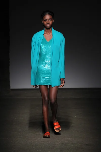 Tracy Reese under Mercedes-Benz Fashion Week — Stockfoto