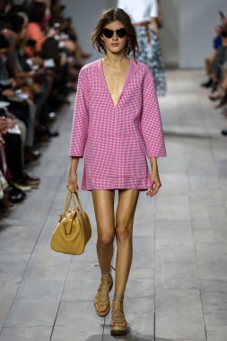 Mercedes-Benz Moda Haftası sırasında Michael Kors