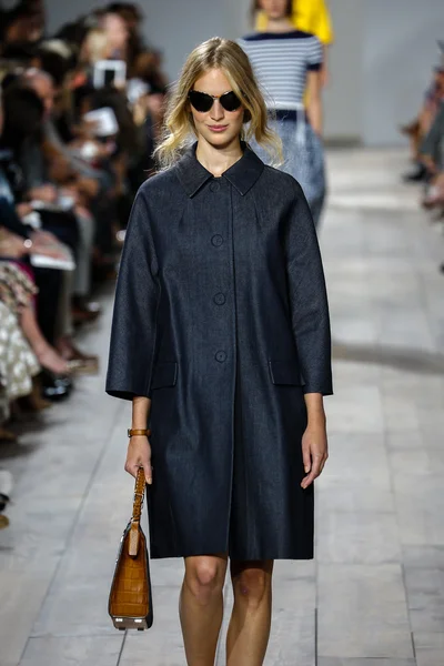 Michael Kors tijdens de Mercedes-Benz Fashion Week — Stockfoto