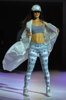 Pist Athleta pist gösterisi sırasında