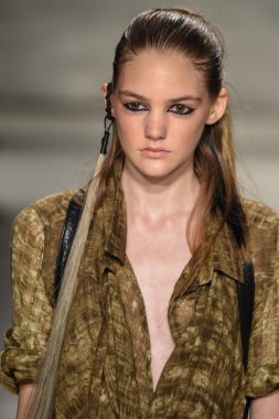 Nicholas K Mbfw sırasında