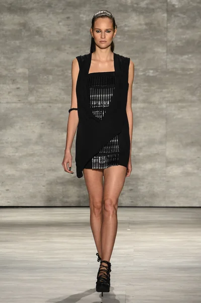 Nicholas K under Mbfw — Stockfoto