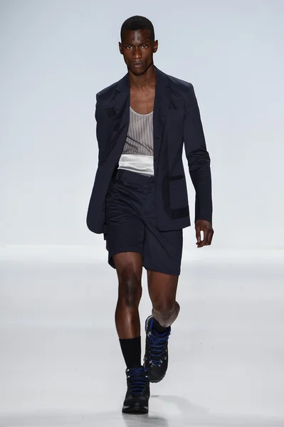 Richard Chai kärlek under Mercedes-Benz Fashion Week — Stockfoto