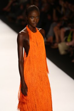 Pist (Sean Kelly) gösteri projesi