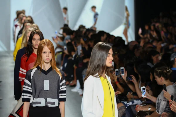 Finale at Lacoste during Mercedes-Benz Fashion Week — Stock Photo, Image
