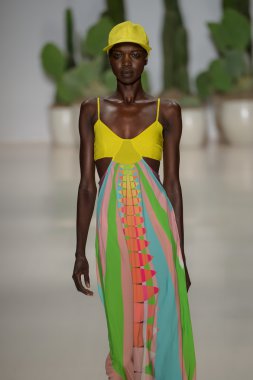 Mara Hoffman Bahar-Yaz 2015 Koleksiyonu