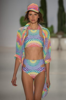 Mara Hoffman Bahar-Yaz 2015 Koleksiyonu