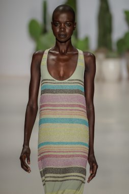 Mara Hoffman Bahar-Yaz 2015 Koleksiyonu