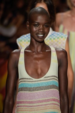 Mara Hoffman Bahar-Yaz 2015 Koleksiyonu