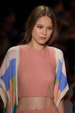 Mara Hoffman Bahar-Yaz 2015 Koleksiyonu