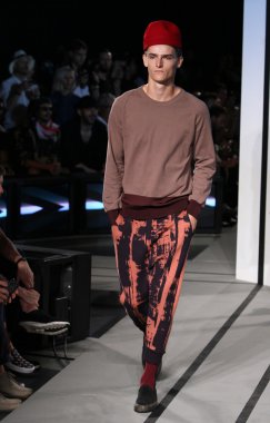 Robert Geller defile