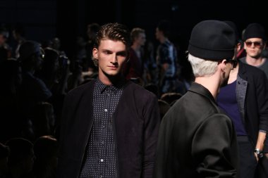 Robert Geller defile