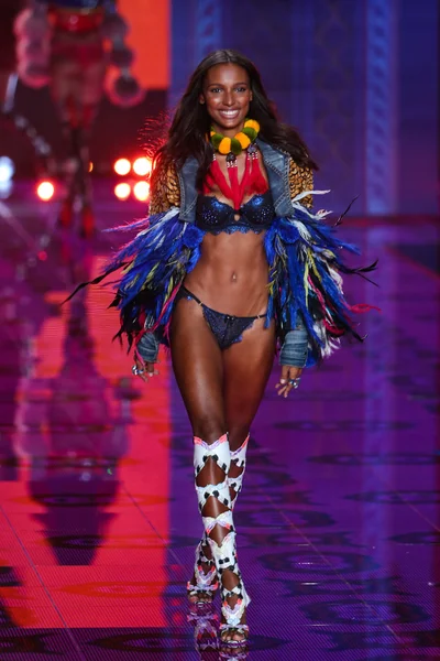 Victoria 's Secret Fashion Show — Foto de Stock