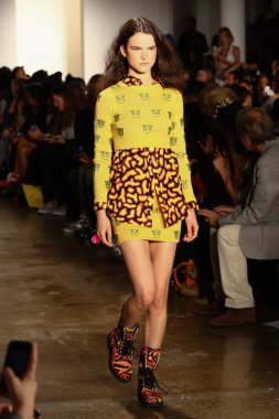 Jeremy Scott defile