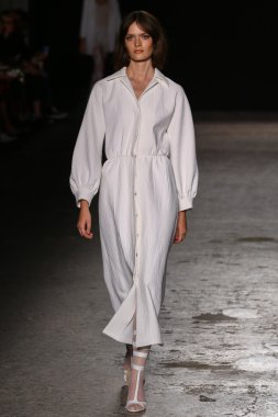 Francesco Scognamiglio göster