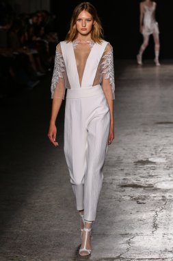 Francesco Scognamiglio göster