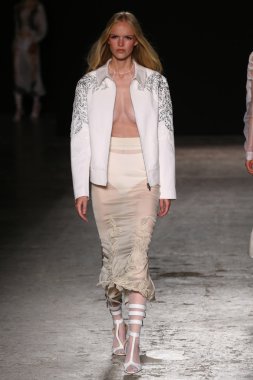 Francesco Scognamiglio göster