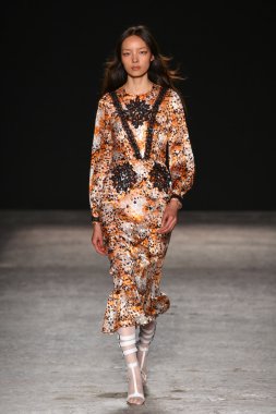 Francesco Scognamiglio göster