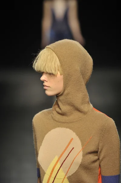 Angelo Marani - Show durante a Milan Fashion Week — Fotografia de Stock