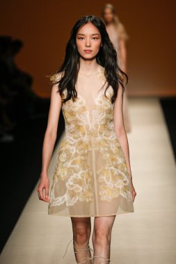 Alberta Ferretti Haritayı Milan Fashion Week kapsamında