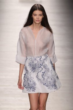 Blumarine gösterisi olarak Milano Moda Haftası