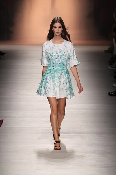 Blumarine show as a part of Milan Fashion Week — Stock Photo, Image