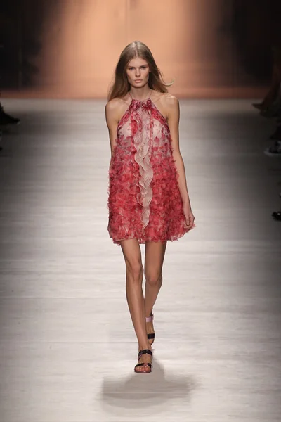 Blumarine show as a part of Milan Fashion Week — Stock Photo, Image