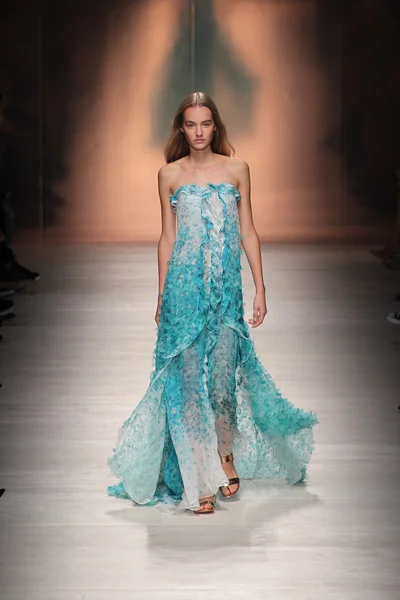 Blumarine show som en del av Milan Fashion Week — Stockfoto