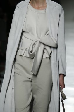 Bottega Veneta gösterisi olarak Milano Moda Haftası