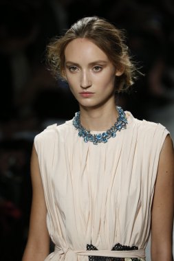 Bottega Veneta gösterisi olarak Milano Moda Haftası