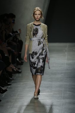 Bottega Veneta gösterisi olarak Milano Moda Haftası