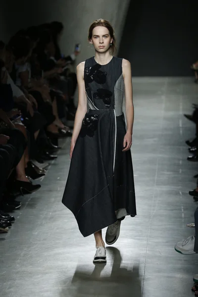 Bottega Veneta show som en del av Milan Fashion Week — Stockfoto