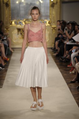 Cristiano Burani Haritayı Milan Fashion Week kapsamında