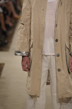 Cristiano Burani Haritayı Milan Fashion Week kapsamında