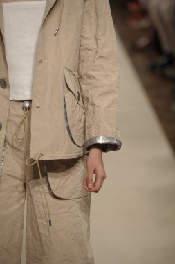 Cristiano Burani Haritayı Milan Fashion Week kapsamında