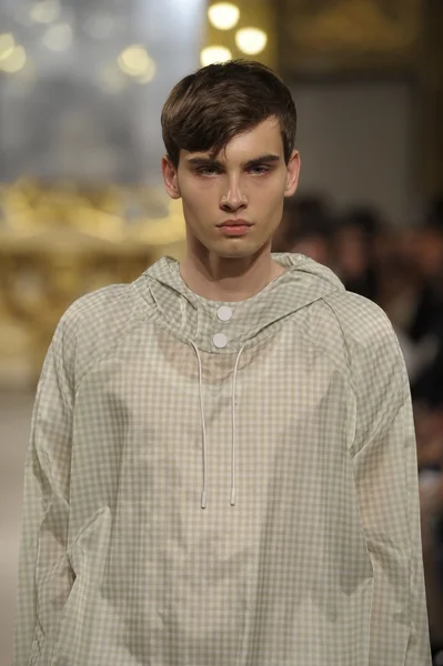 Cristiano Burani show som en del av Milan Fashion Week — Stockfoto