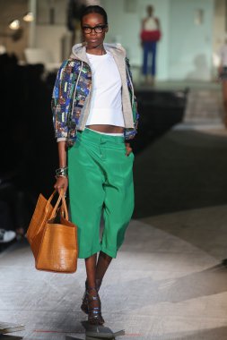 Dsquared2 gösterisi olarak Milano Moda Haftası