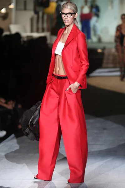 Défilé DSquared2 dans le cadre de la Fashion Week de Milan — Photo