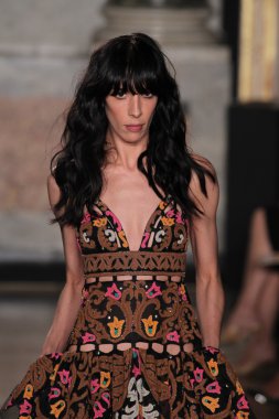 Jamie Bochert Emilio Pucci Show'da