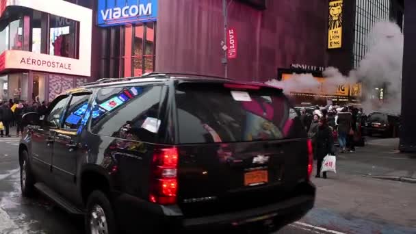 Busy Times Square — Stock Video