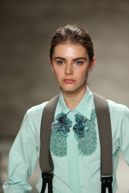 Costello Tagliapietra pist Show