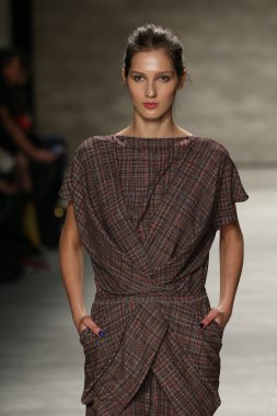 Costello Tagliapietra pist Show