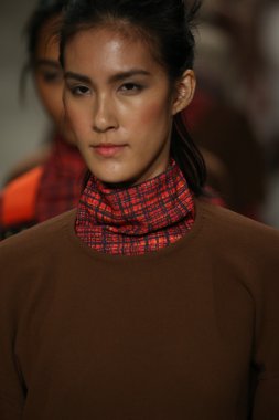 Costello Tagliapietra pist Show